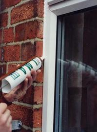 window caulking.JPG